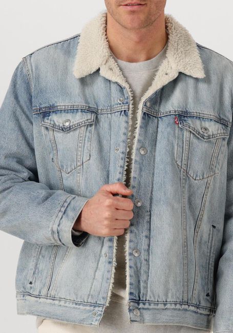 LEVI'S TYPE 3 SHERPA TRUCKER - large