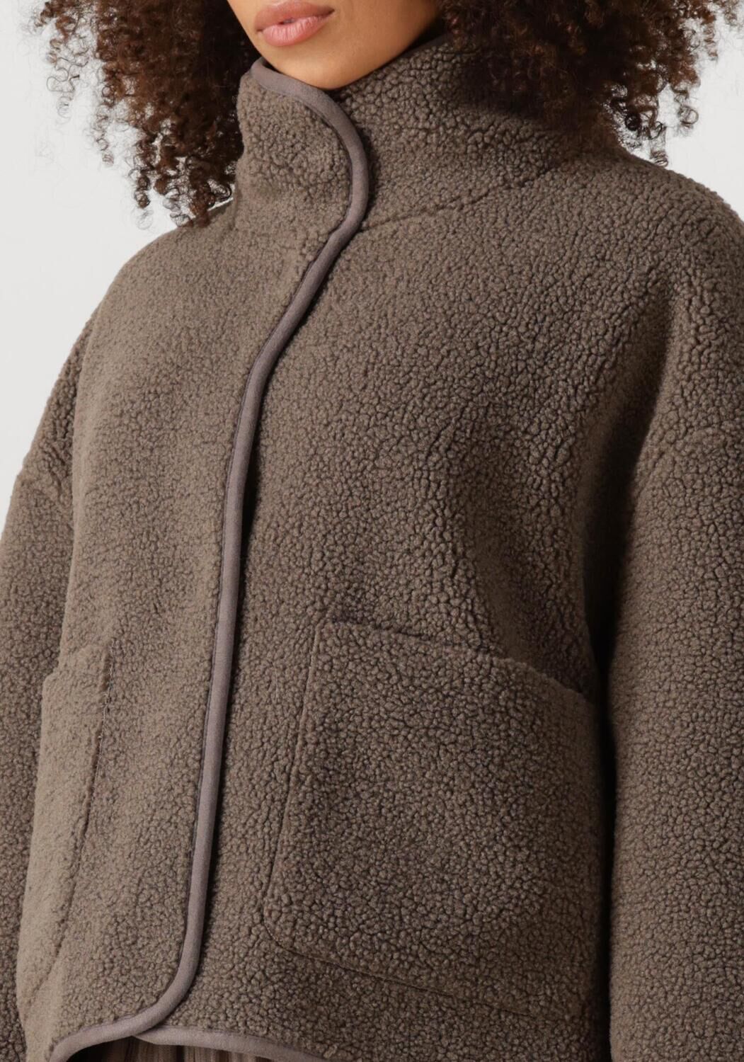 KNIT-TED Dames Jassen Jill Bruin