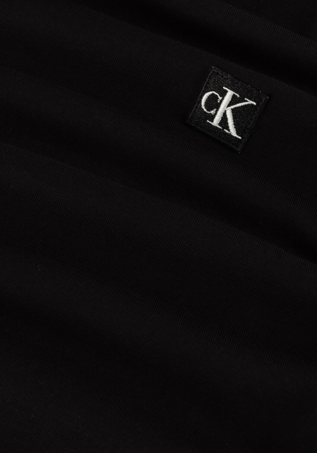 Zwarte CALVIN KLEIN T-shirt CK EMBRO BADGE TEE - large
