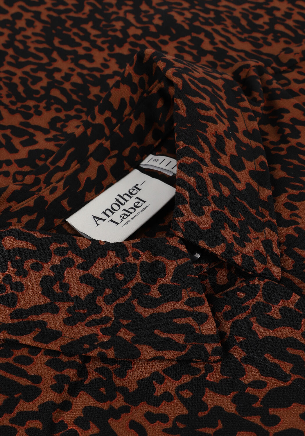 Bruine ANOTHER LABEL Blouses VANDERDIESE SHIRT - large