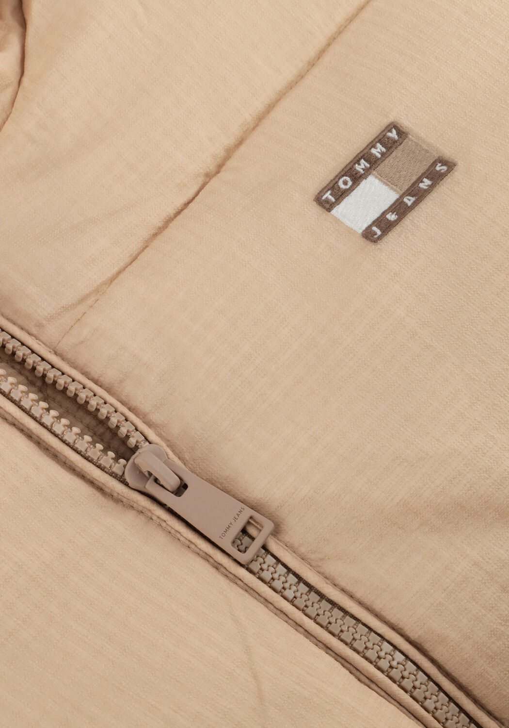 Zand TOMMY JEANS Gewatteerde jas TJW HOODED PUFFER JACKET - large