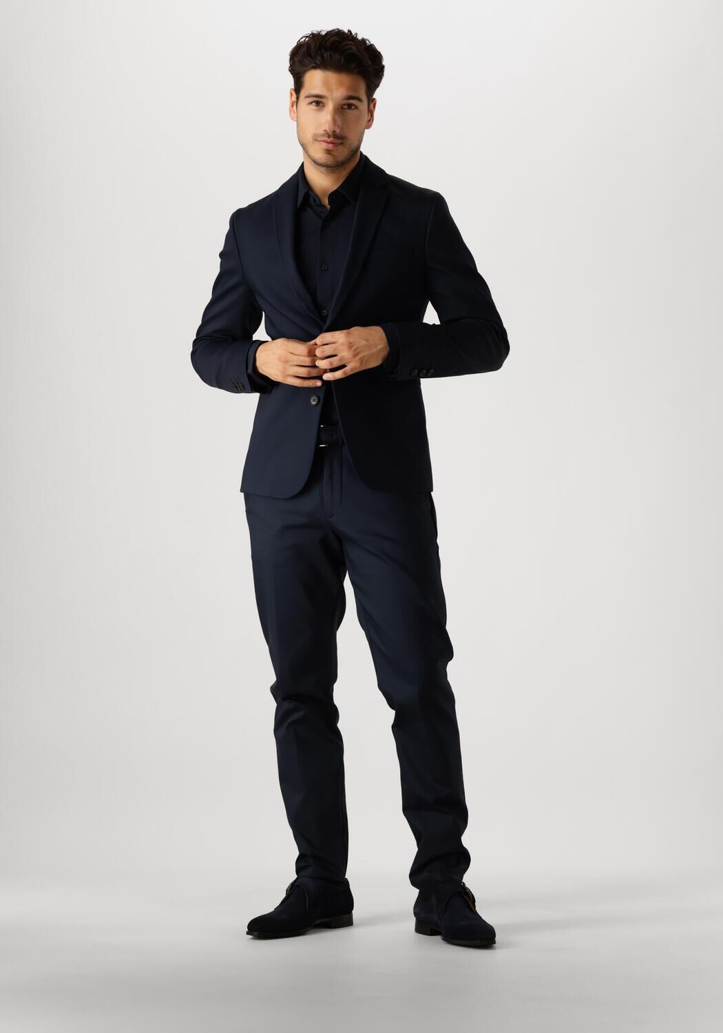 Omoda mannen outlet