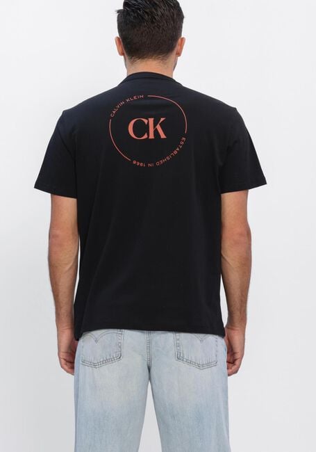 Zwarte CALVIN KLEIN T-shirt 30S EU WHOLESALE JEANS GRAPHICS - large