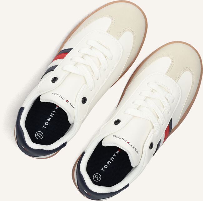 Witte TOMMY HILFIGER Lage sneakers 33851 Witte TOMMY HILFIGER Lage sneakers 33851 - large