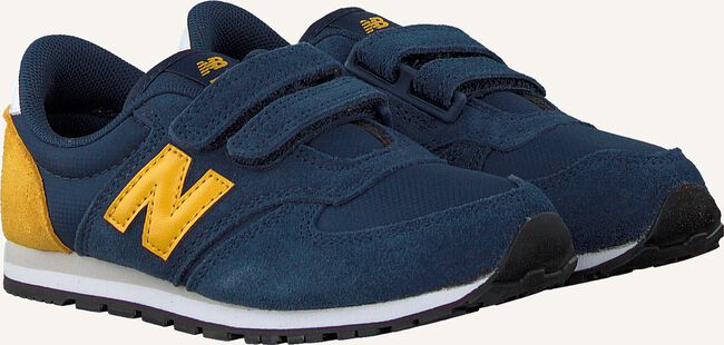 Blauwe NEW BALANCE Lage sneakers YV420 M Blauwe NEW BALANCE Lage sneakers YV420 M - large