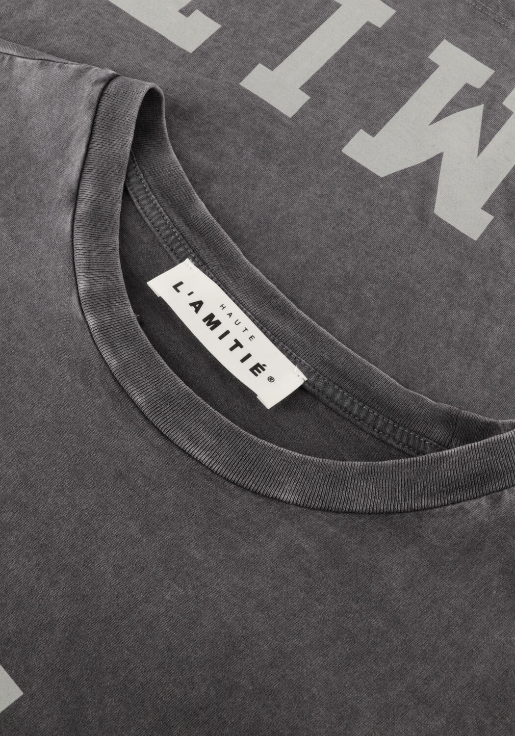 Donkergrijze HAUTE L'AMITI&Eacute; T-shirt NOMA ACID CURVE LOGO TEE - large