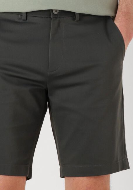 Olijf CAST IRON Broeken RISER SHORTS COMFORT STRETCH - large