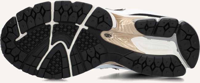 Witte NEW BALANCE Lage sneakers M2002 D Witte NEW BALANCE Lage sneakers M2002 D - large