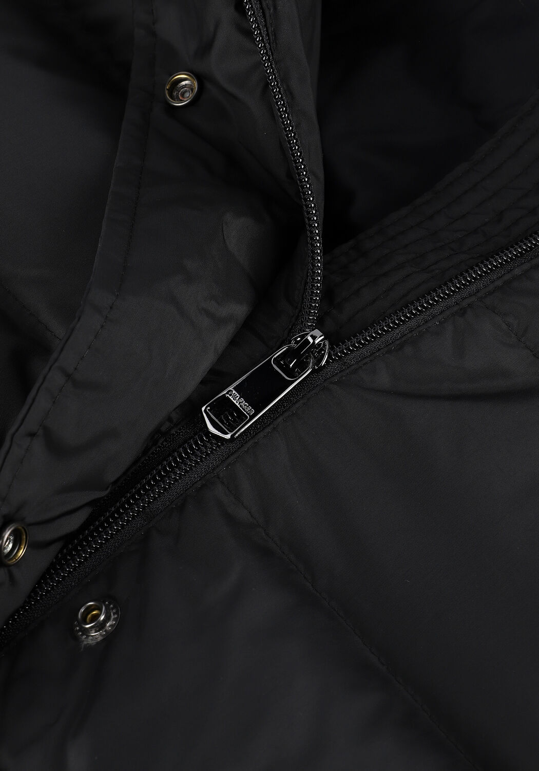 Zwarte TOMMY HILFIGER Gewatteerde jas TH ESS TYRA DOWN COAT WITH FUR - large