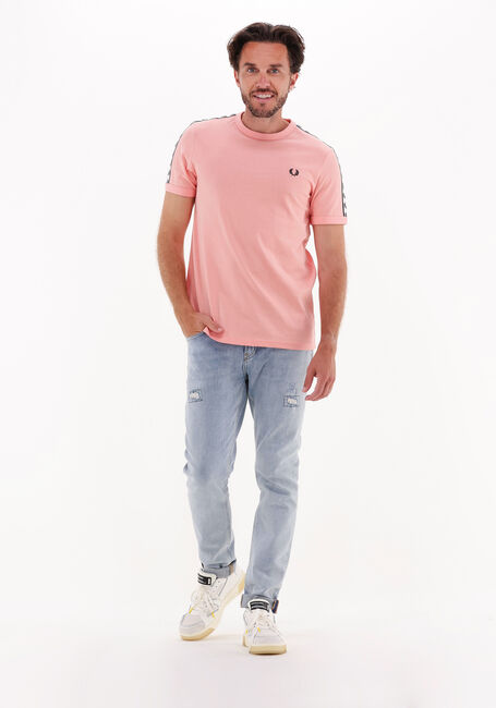 Roze FRED PERRY T-shirt TAPED RINGER T-SHIRT - large