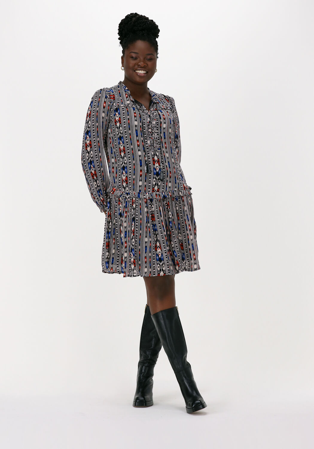 Dames kleding, schoenen, tassen en accessoires | Morgen in huis* | Omoda