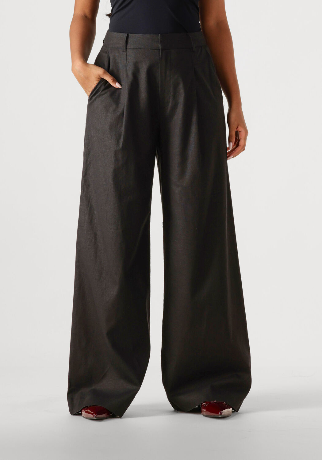 GESTUZ Dames Broeken Elarahgz Linen Hw Pants Zwart