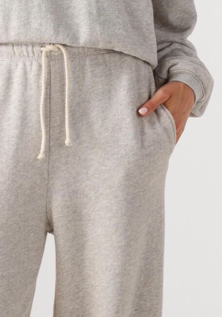 Lichtgrijze AMERICAN VINTAGE Korte broek KODYTOWN - large