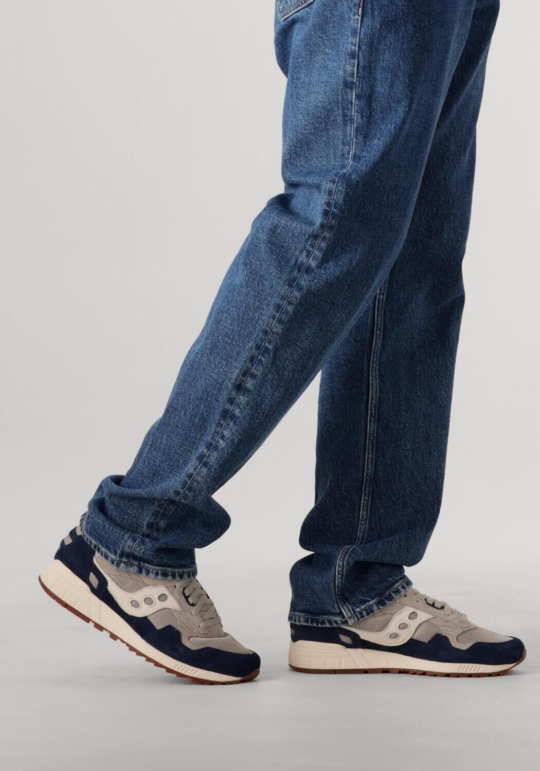 Grijze SAUCONY Lage sneakers SHADOW 5000 M - large