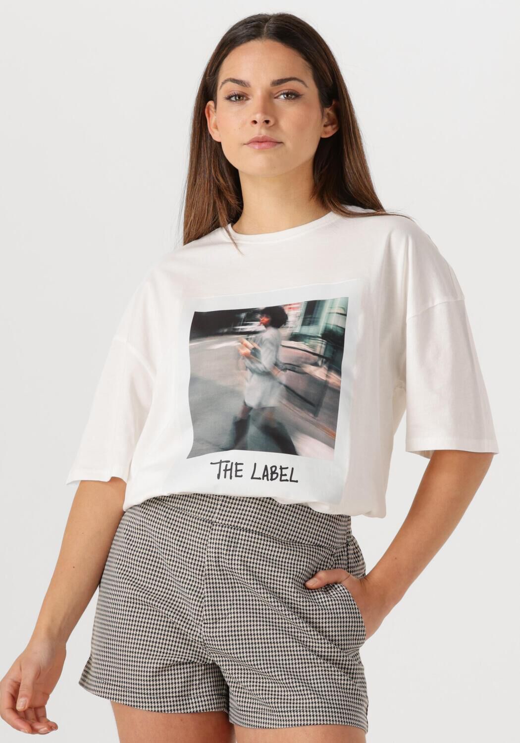 ALIX THE LABEL Dames Tops & T-shirts Ladies Knitted Polaroid Tshirt Wit