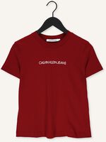 Rode CALVIN KLEIN T-shirt SHRUNKEN INSTITUTIONAL TEE Rode CALVIN KLEIN T-shirt SHRUNKEN INSTITUTIONAL TEE - medium