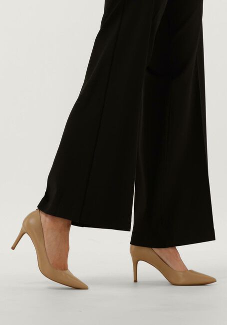 Camel MICHAEL KORS Pumps ALINA FLEX PUMP Camel MICHAEL KORS Pumps ALINA FLEX PUMP - large