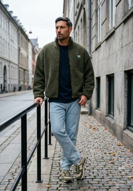 Groene AMERICAN VINTAGE Vest HOKTOWN ZIP - large
