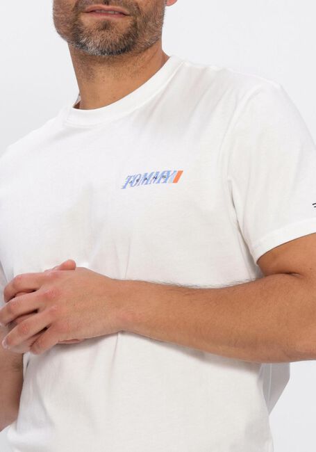 Witte TOMMY JEANS T-shirt TJM REG VINTAGE LA BCK SS T EXT - large