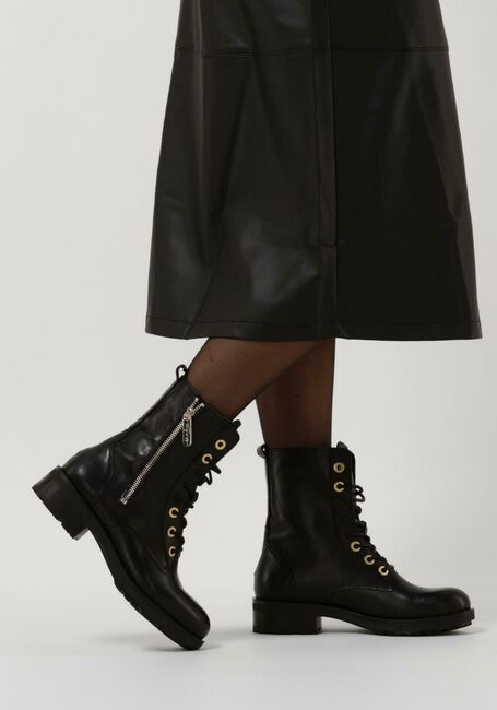 Zwarte TOMMY HILFIGER Veterboots TH ESSENTIALS BIKER BOOT - large