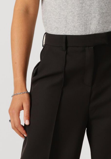 Zwarte NEO NOIR Pantalon SURY SUIT PANTS - large