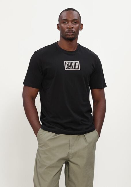 Zwarte CALVIN KLEIN T-shirt SS 30S EU BOXED CALVIN GRAPHIC TEE - large