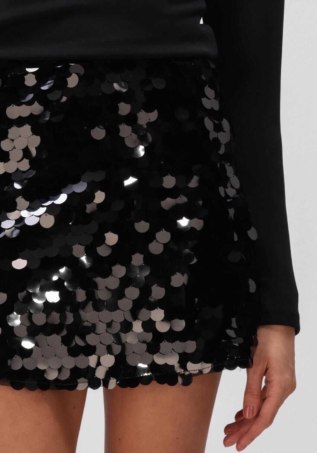 Zwarte NEO NOIR Minirok MIVA BIG SEQUINS SKIRT - large