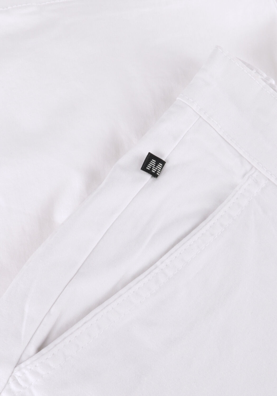 Witte MATINIQUE Korte broek MATHOMAS SHORT - large