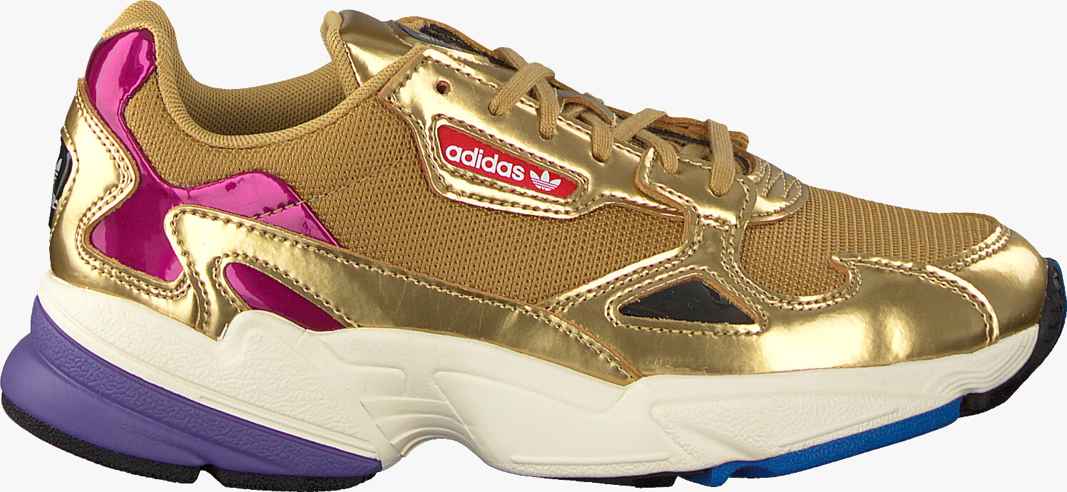 Zogenaamd Zelden musical Gouden ADIDAS Lage sneakers FALCON W | Omoda