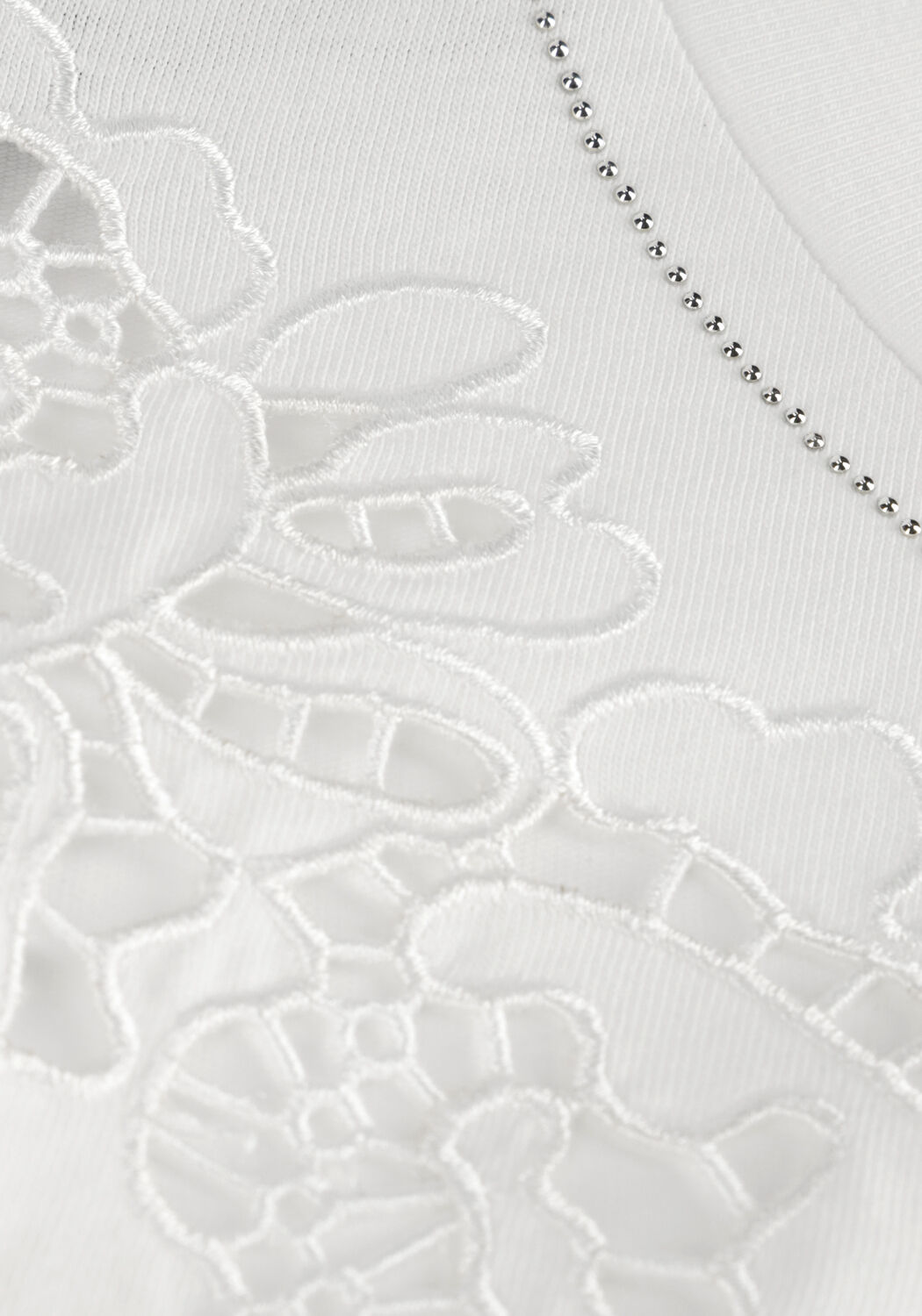 Witte GUESS T-shirt SS CN AJOUR LACE TEE - large