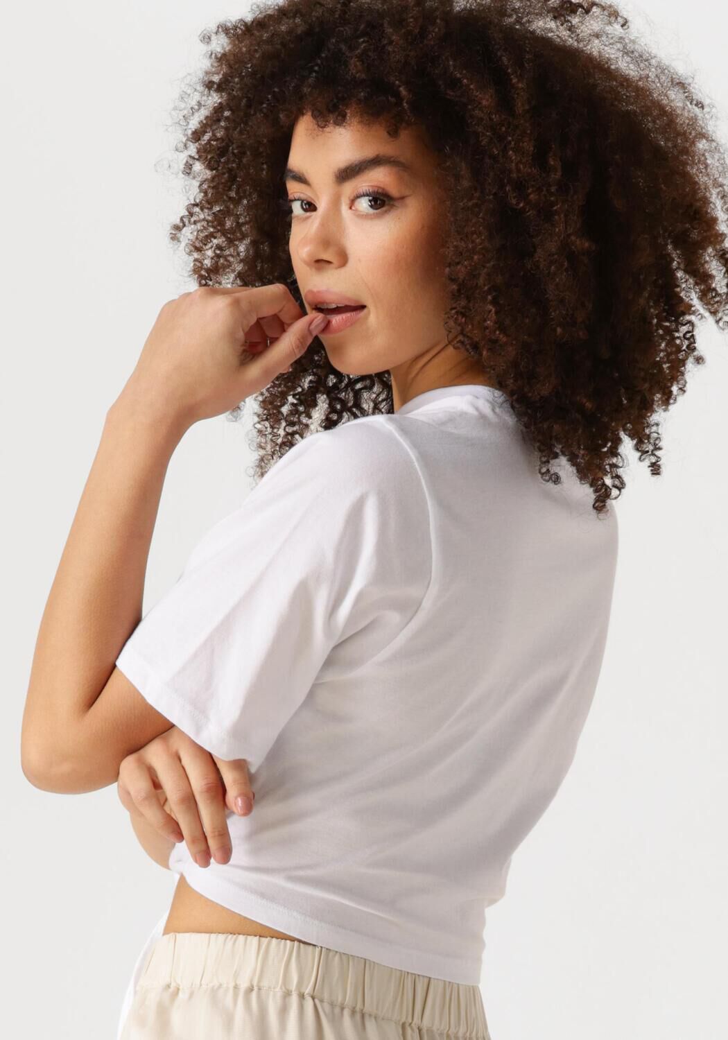 EDITED Dames Tops & T-shirts Domenica T-shirts Wit