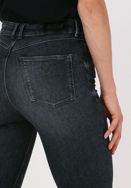 Zwarte GUESS Skinny jeans 1981 BOTTOM ZIP - large