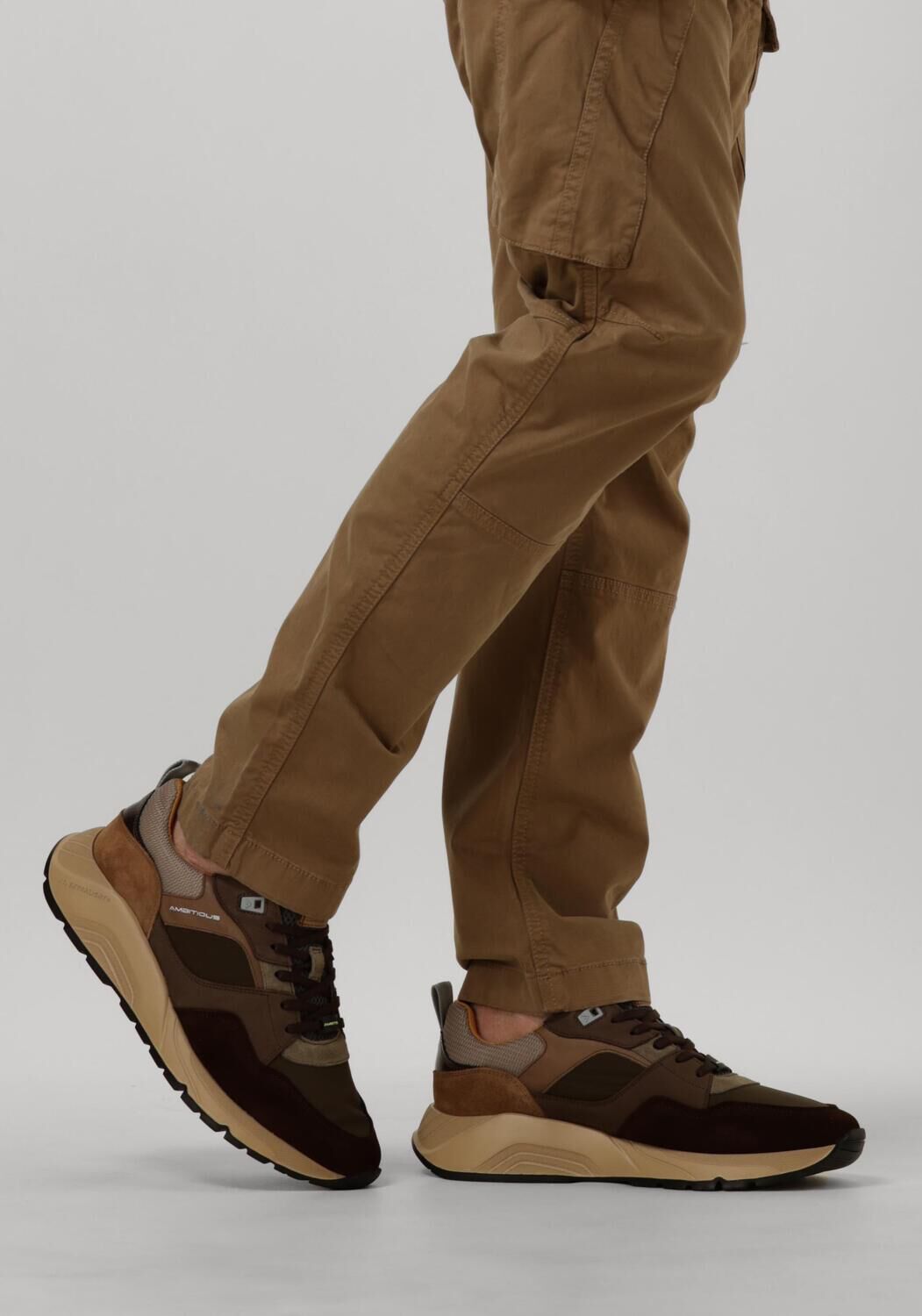 Bruine AMBITIOUS Lage sneakers STRIDER - large