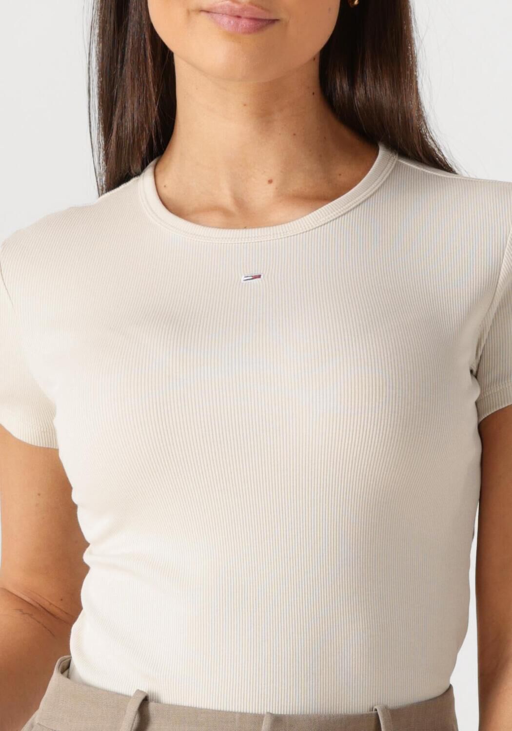 TOMMY JEANS Dames Tops & T-shirts Tjw Slim Essential Rib Ss Ext Ecru