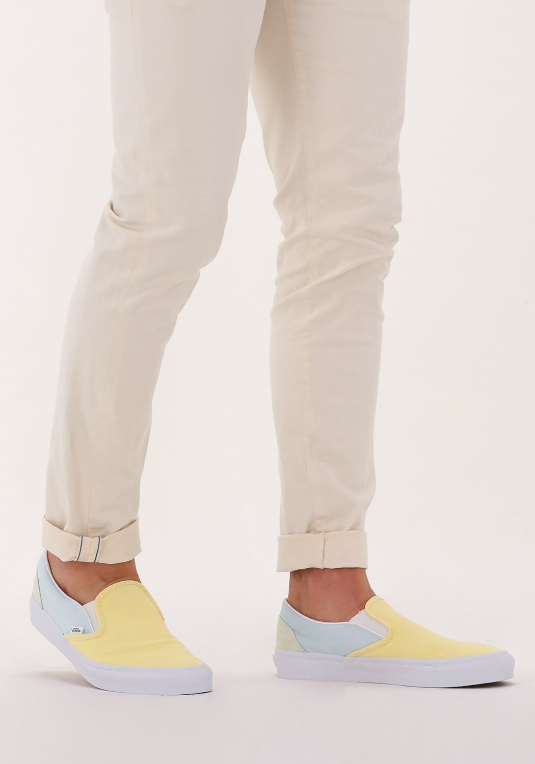 Gele VANS Instappers UA CLASSIC SLIP-ON | Omoda