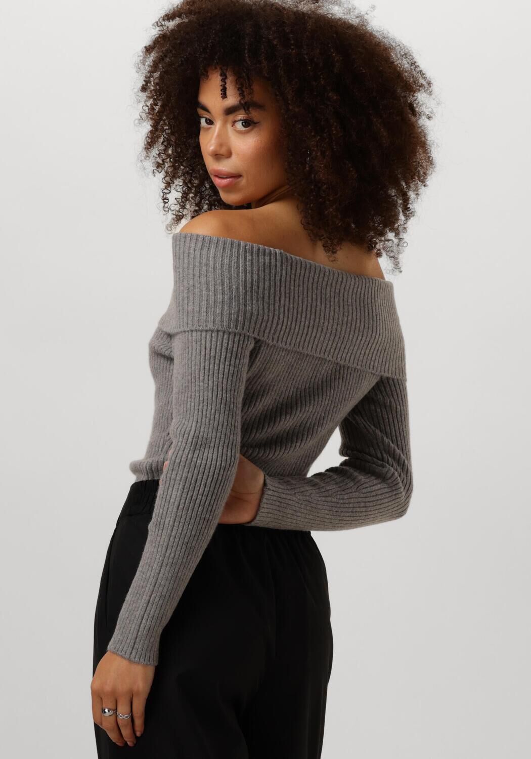 MINUS Dames Truien & Vesten Fame Off Shoulder Knit Pullover Grijs
