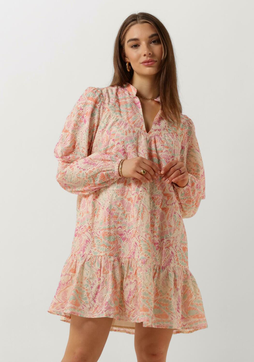 Lichtroze REFINED DEPARTMENT Mini jurk LENIA Omoda