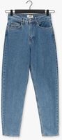 Blauwe JUST FEMALE Mom jeans STORMY JEANS 0104