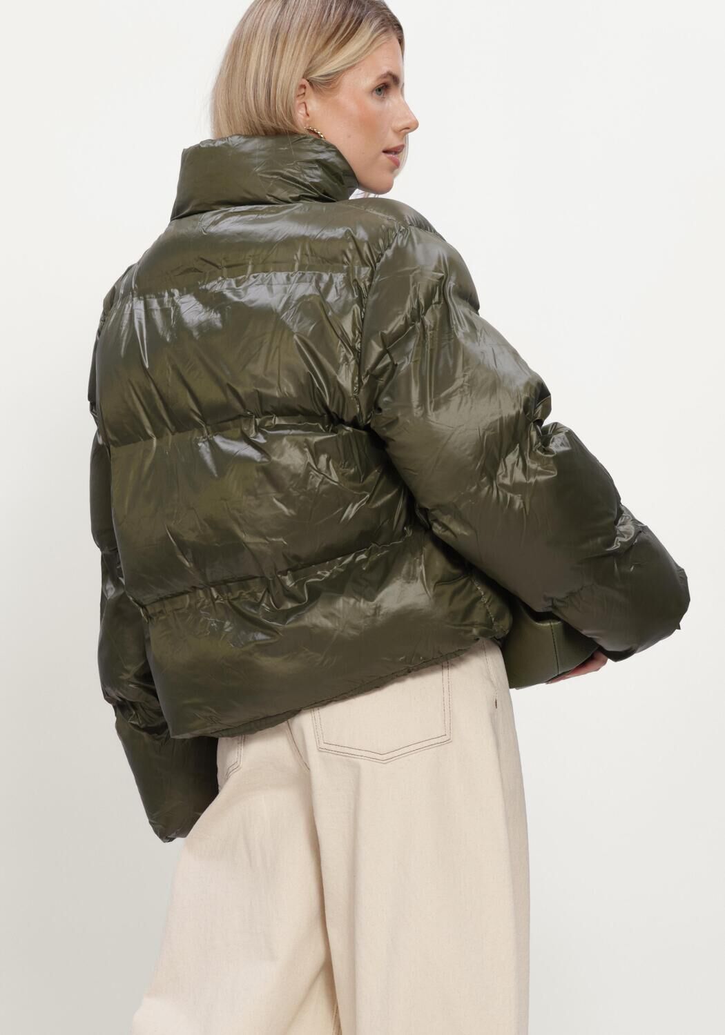 Groene NEO NOIR Gewatteerde jas RHEA SHINY PUFFER JACKET - large