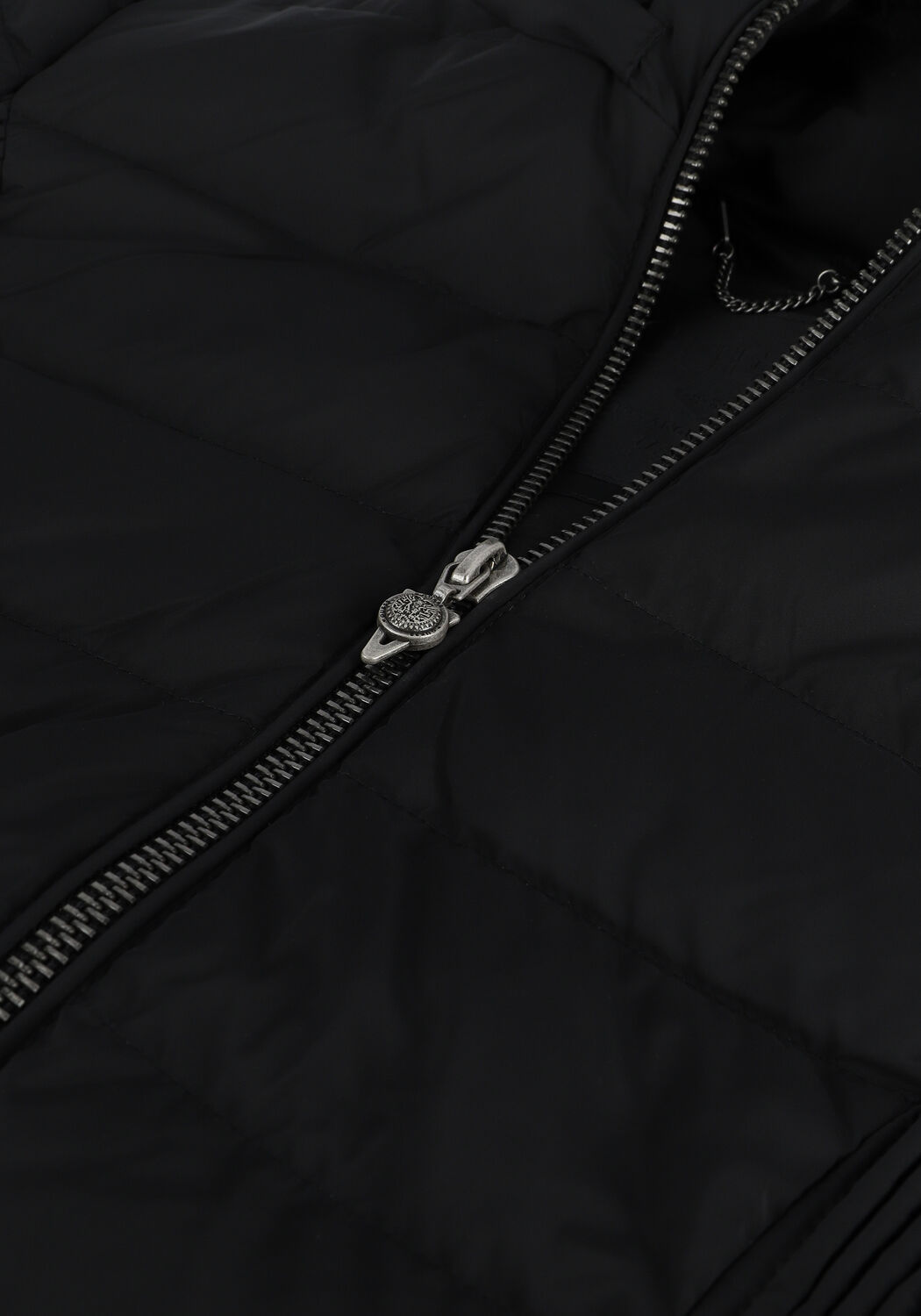 Zwarte GUESS Gewatteerde jas CECILIA DOWN JACKET - large