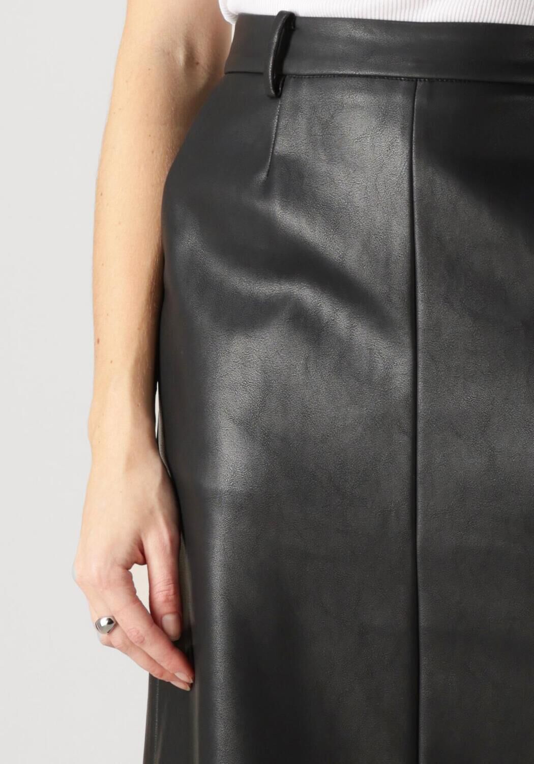 NEO NOIR Dames Rokken Netti Faux Leather Skirt Zwart