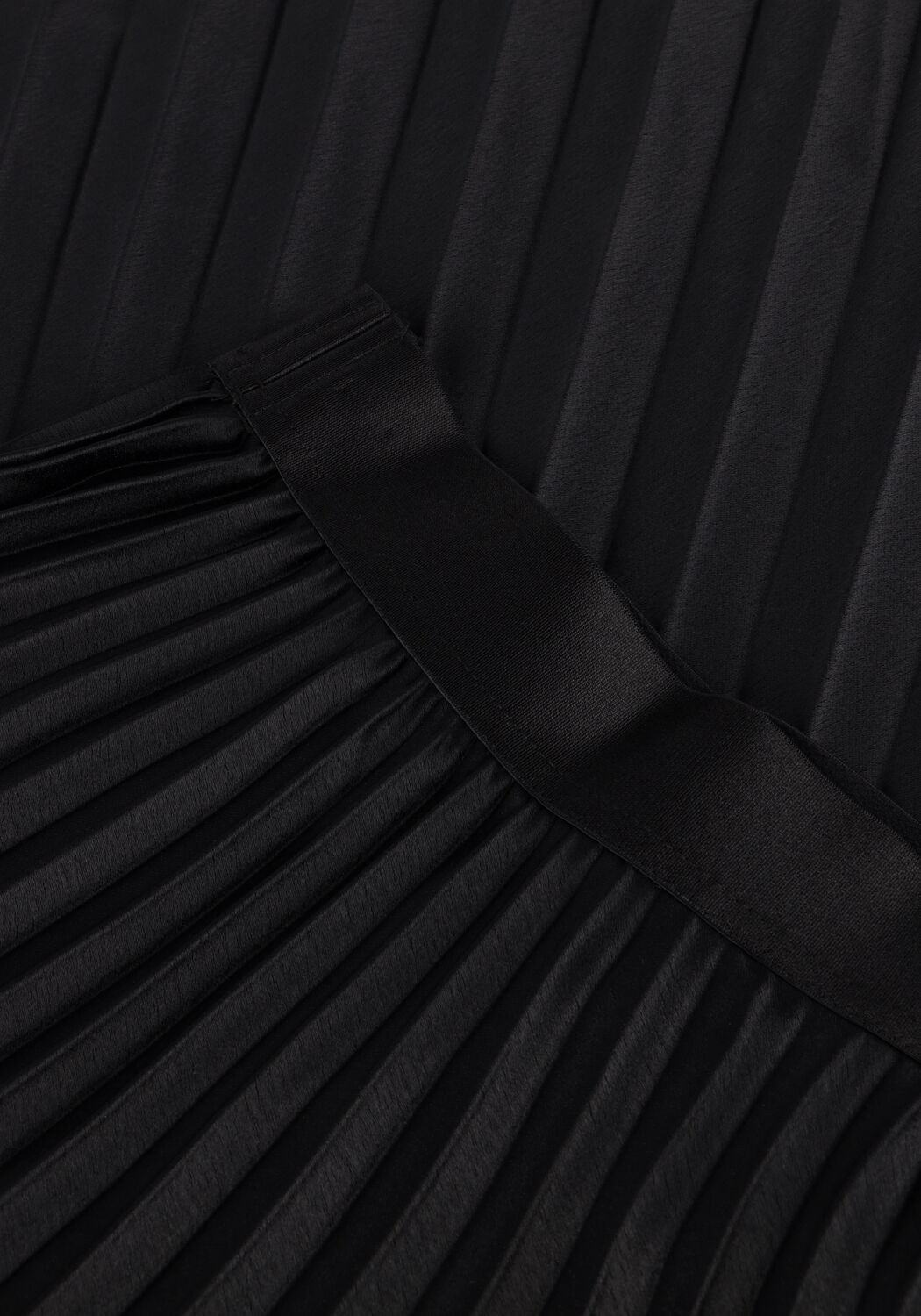 Zwarte Y.A.S. Midirok YASCELINE HW MIDI SKIRT S. - large