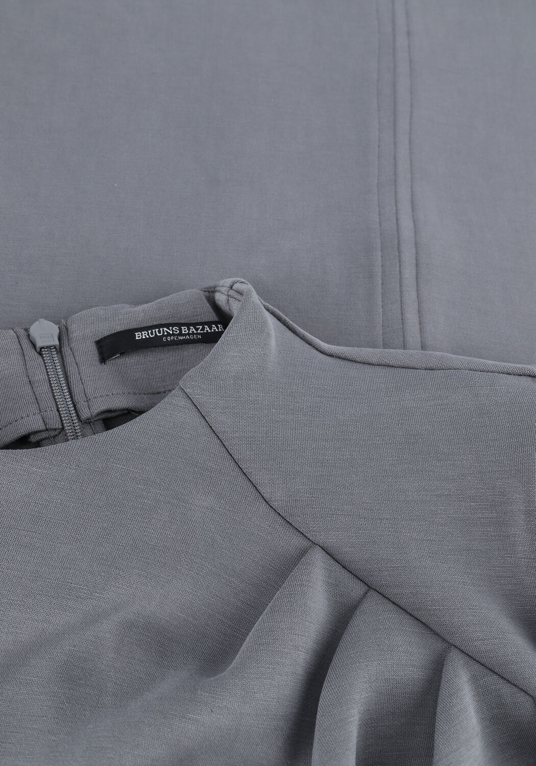 Grijze BRUUNS BAZAAR Midi jurk IRIT WARREN - large