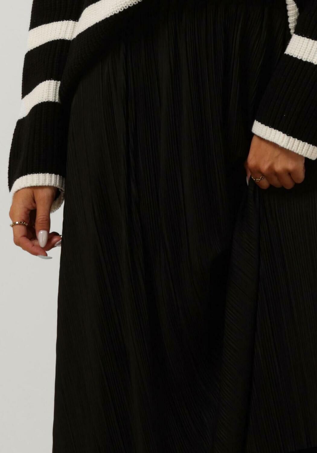 Plissé rok zwart midi clearance