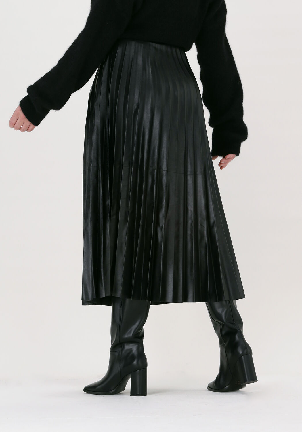 zwarte simple plisse rok j lo