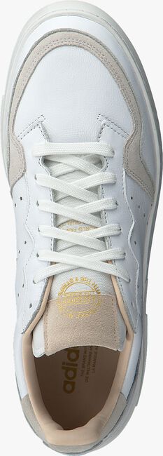 Witte ADIDAS Lage sneakers SUPERCOURT W - large