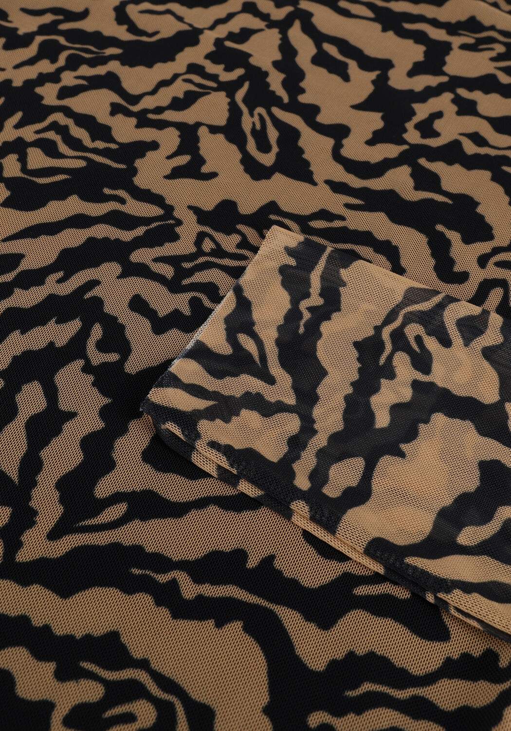 Bruine CATWALK JUNKIE Top LS ZYON MESH - large