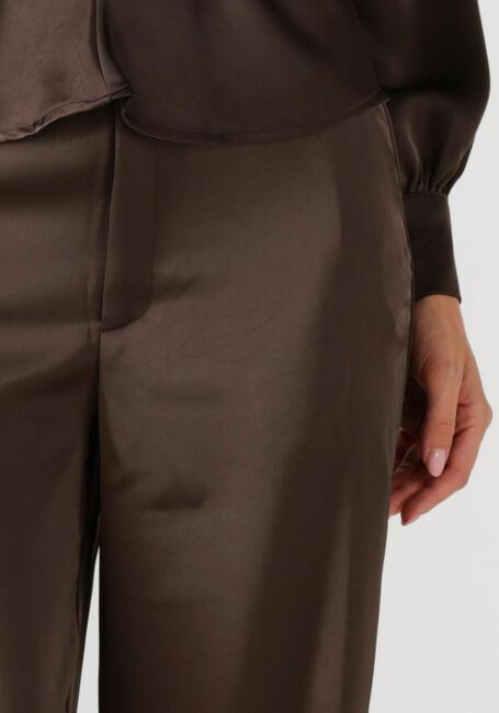 Bruine NEO NOIR Wijde broek EMMETT HEAVY SATEEN PANTS - large