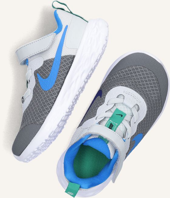 Grijze NIKE Lage sneakers REVOLUTION 6 (TDV) Grijze NIKE Lage sneakers REVOLUTION 6 (TDV) - large