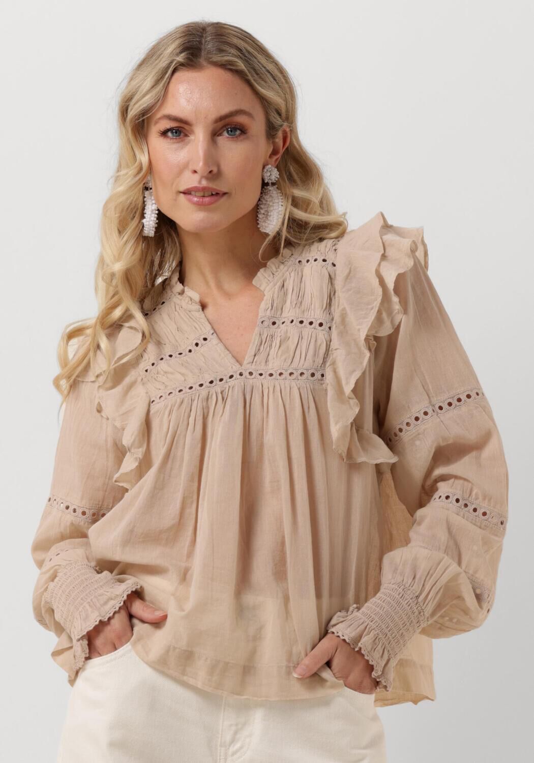 NEO NOIR Beige Voile Blouse Stijlvolle Elegantie Beige Dames